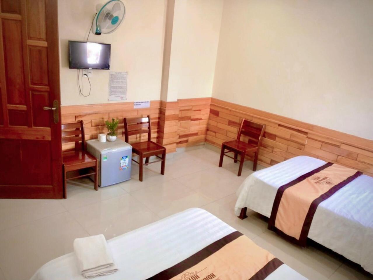 Hotel Hoang Gia Bao Kon Tum Extérieur photo